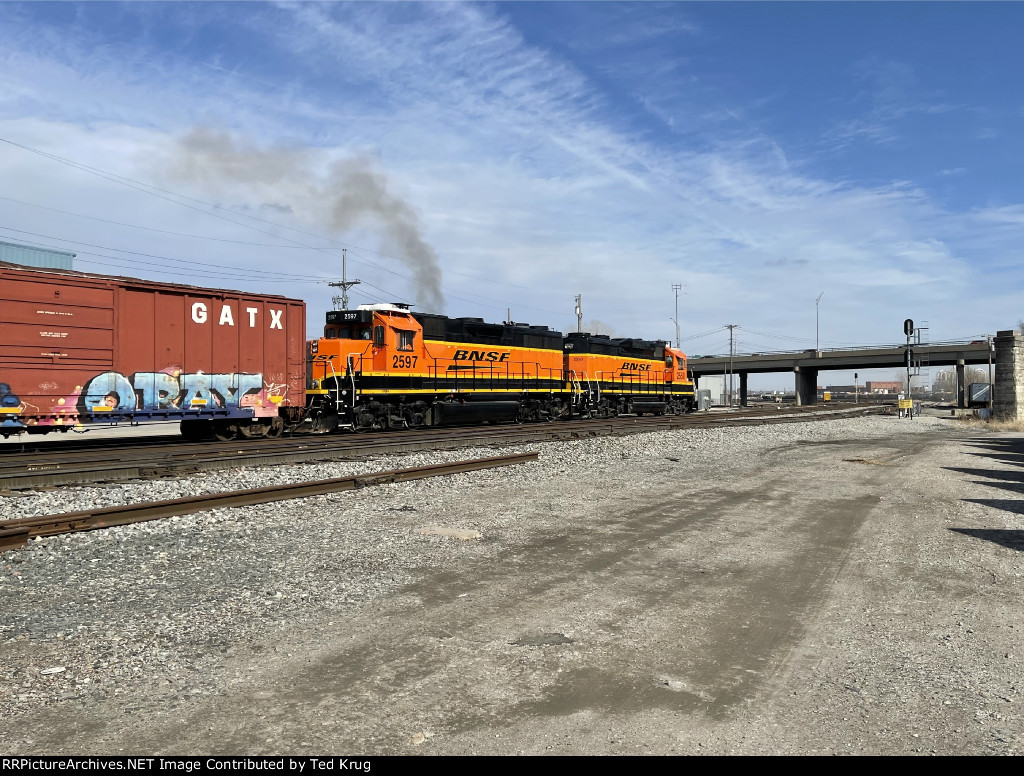 BNSF 2550 & 2597